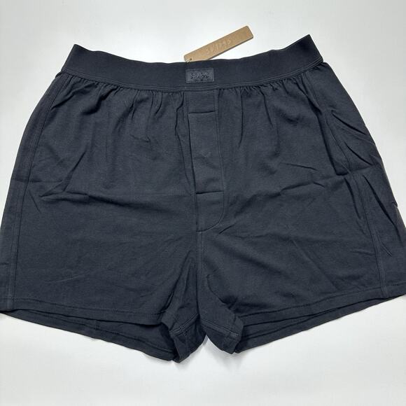 Skims Pants - Skims Boyfriend Loose Boxer in Onyx Black Size S “Measurements Included”
